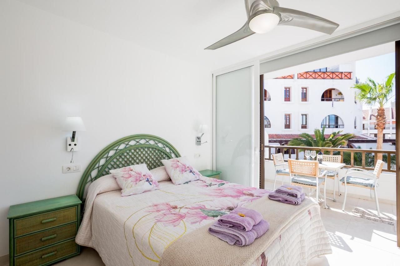 Go2Tenerife Apart'Drago Family Santiago 1 Playa de las Americas  Bagian luar foto